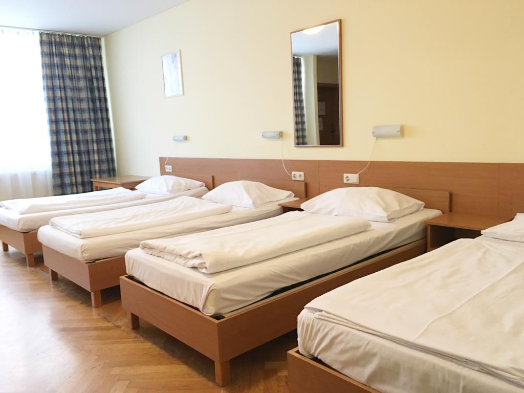 Hotel Geblergasse Виена Екстериор снимка